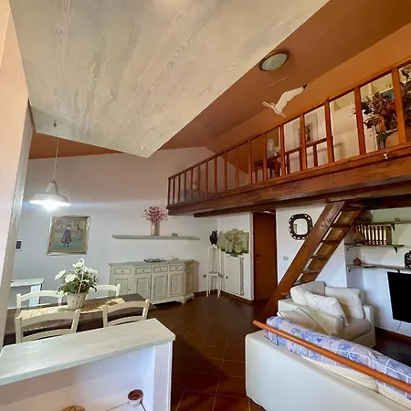 Amazing House 10 Min By Car From The Сasa de vacaciones *