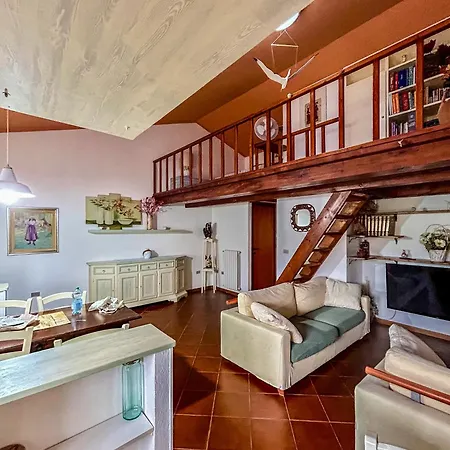Casa vacanze Amazing House 10 Minutes By Car From The