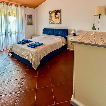 Amazing House 10 Minutes By Car From The Casa vacanze *