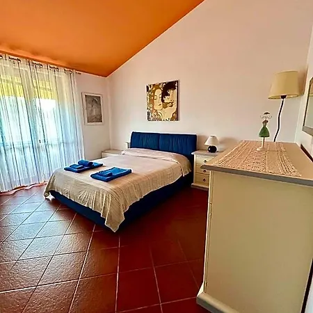 Amazing House 10 Minutes By Car From The Olbia