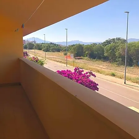 Amazing House 10 Minutes By Car From The Holiday home Olbia