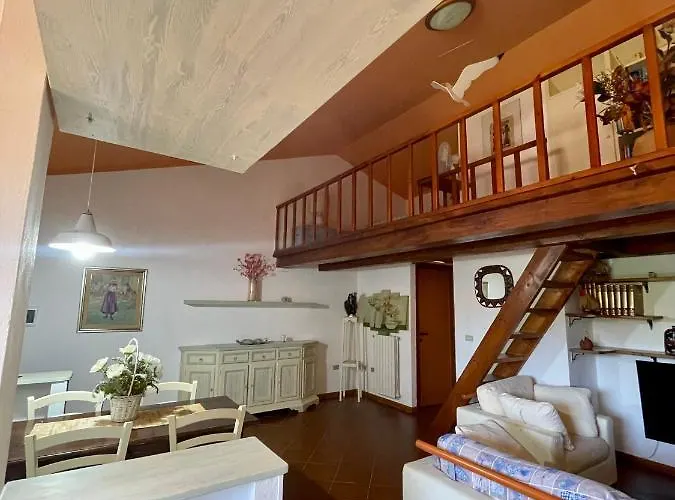 Amazing House 10 Min By Car From The Сasa de vacaciones *